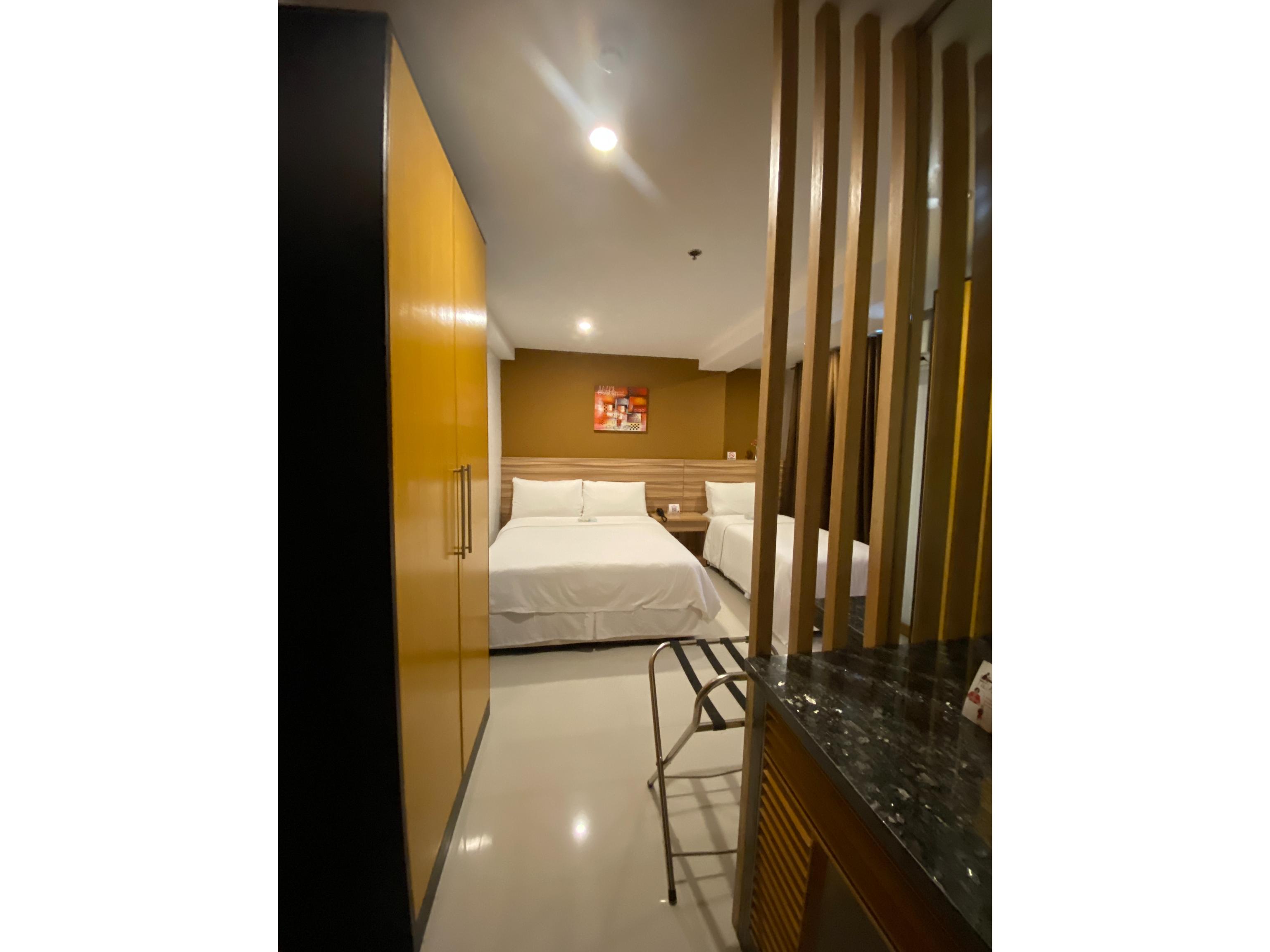 Guijo Suites Makati Makati City Екстериор снимка